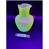 Image 1 : Vintage Uranium Glass Frigidaire Iced Tea Serving Pitcher - 8" x 5.5"
