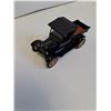 Image 2 : Ford Die Cast Model 1925 Model T Truck  - 1:32 Scale