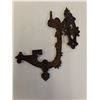 Image 2 : Vintage Metal Oil Lamp Wall Bracket 11.75" Long