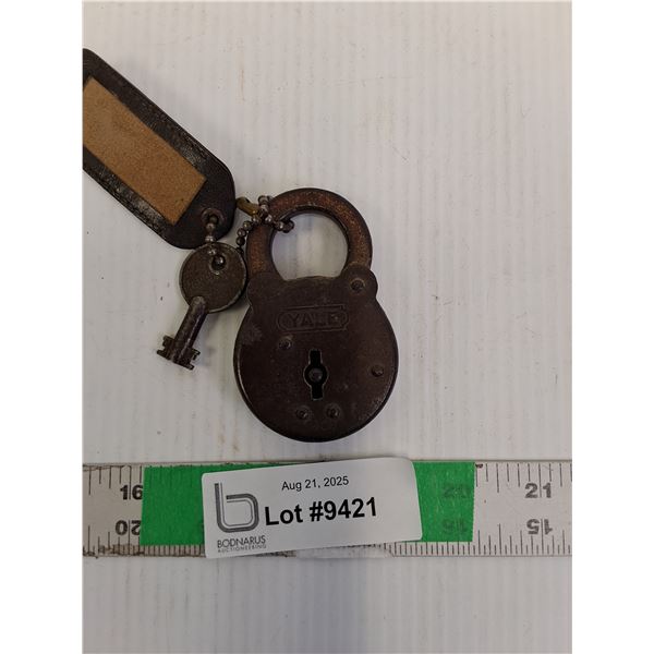 Vintage Yale Padlock 3" & Key
