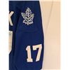 Image 3 : Wendel Clark #17 Toronto Maple Leafs Autographed Jersey- Cannot Authenticate, Size 50