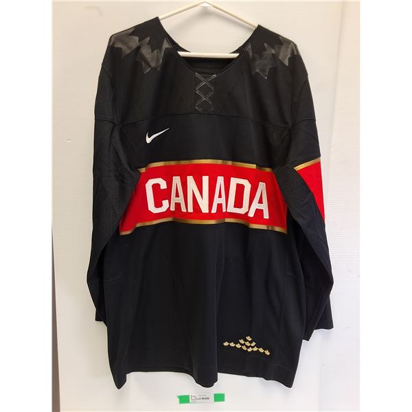 Jay Bouwmeester #19 Autographed Jersey- XL with Certificate of Authenticity