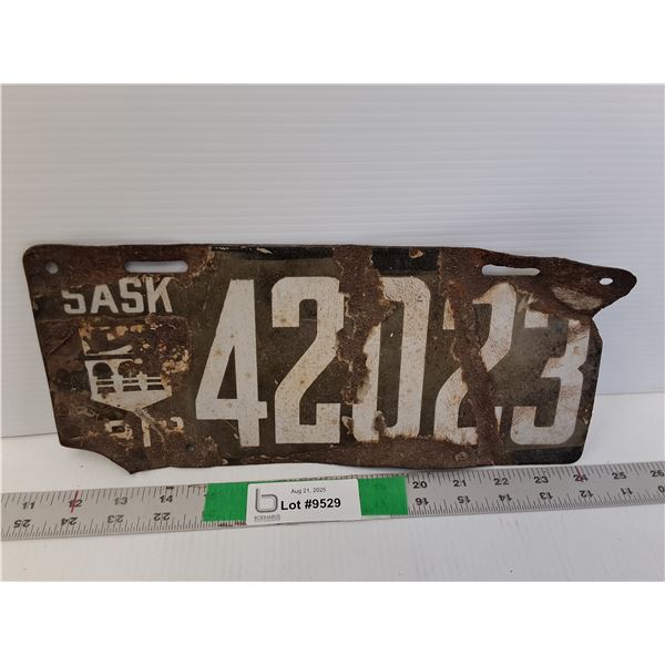 Antique Saskatchewan License Plate