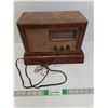 Image 1 : Vintage Westinghouse Radio 13.25" x 7" x 8" with Stand- As Is