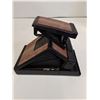 Image 2 : Vintage Polaroid SX-70 Land Camera Model 3- As Is