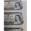 Image 3 : ^(4) Canadian One Dollar Bills (Sequential Series of Numbers) - 1973