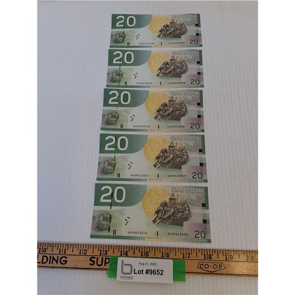 ^(5) Canadian Twenty Dollar Bills (Sequential Order) - Issued 2004, Printed 2010 - Uncirculated