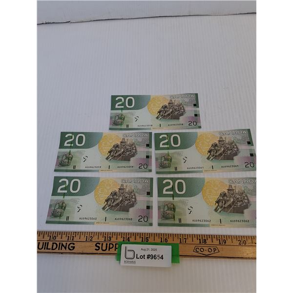 ^(5) Canadian Twenty Dollar Bills (Sequential Order) - Issued 2004, Printed 2010 - Uncirculated