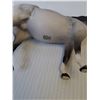 Image 5 : Beswick Horse Figurine #1812 - Mare Facing Right - Head Down - Grey Matte - 5.25"
