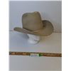 Image 1 : Vintage Felt Beige Champion Brand Cowboy Hat - Size 7 1/8 - MANNEQUIN Head Not Included