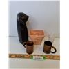 Image 1 : (2) Copper Small Mugs, (2) Figurines: Cat & Mouse, Pink Ceramic Vase