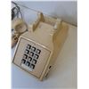 Image 4 : Retro Landline Telephone - Beige