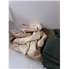 Image 2 : Variety Of Scrap Fabric
