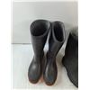 Image 2 : (2) Pairs Of Rubber Boots- Size 2 And 4