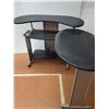 Image 4 : *Black Computer Desk- Cannot Ship