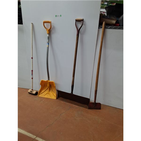 **Metal Shovel, Plastic Shovel, Ice Chipper & Curling Broom-CANNOT SHIP