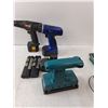 Image 3 : (2) Drills- Has Batteries & Makita Finishing Sander- As Is