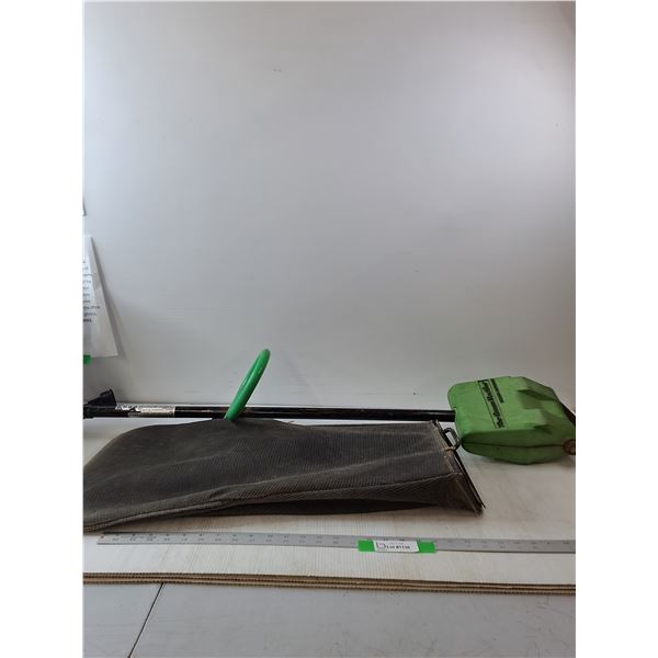 *The Green Machine Weeder Cultivator & Bag- Powers On-Cannot Ship