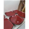 Image 6 : Plates Set Of (6)