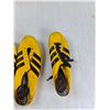 Image 3 : (2) Pairs Adidas Track Shoes - Size 9