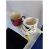 Image 3 : Ash Urn, Machete Sheath, Power Cord, Star Wars Mug and Books - New Testament & Kristin Cast
