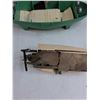 Image 2 : Vintage Singer Buttonholer - Untested