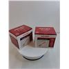Image 3 : (1) Cake Turn Table 11" - (2) 12-Pack Hizashi 40 Watt Light Bulbs