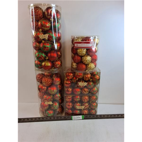 Christmas Extravaganza Lot - (107) Christmas Ornaments Spherical