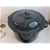 Image 3 : Enamel Canning Pot with Rack, (3) Mason Jars, Assorted Misc Lids/Seals
