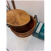 Image 4 : Sink Tap Installation Kit, Dishwasher Waterline Installation Kit, Wooden Bucket