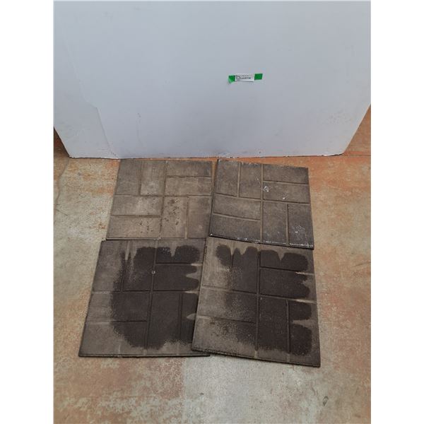 (4) Outdoor Rubber Mats 16" x 16"