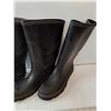 Image 3 : (2) Pairs Of Rubber Boots