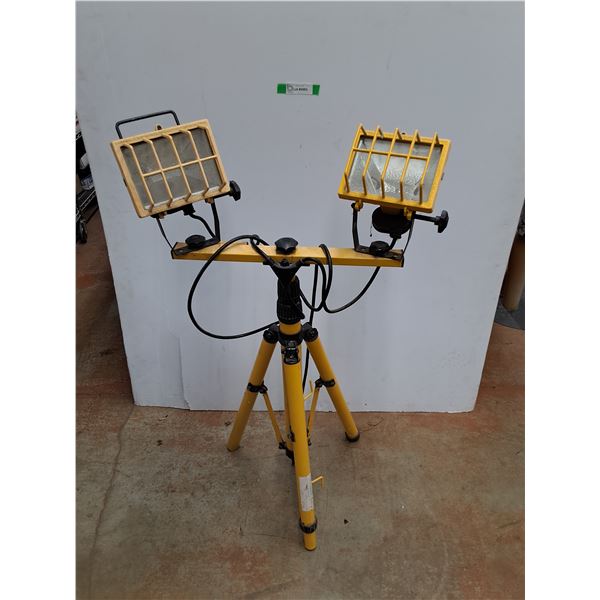 * Portable Work Light with a Tripod - As Is, Cannot Ship, 43"