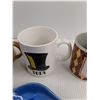 Image 4 : (4) Cozy Mugs, Blue Ceramic Leaf Dish