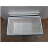 Image 4 : Coleman Portable Cooler 25" x 13" x 15"  -  PICK UP