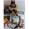 Image 6 : Halloween Decor, Pumpkin Carving Kit and Glamour Masks