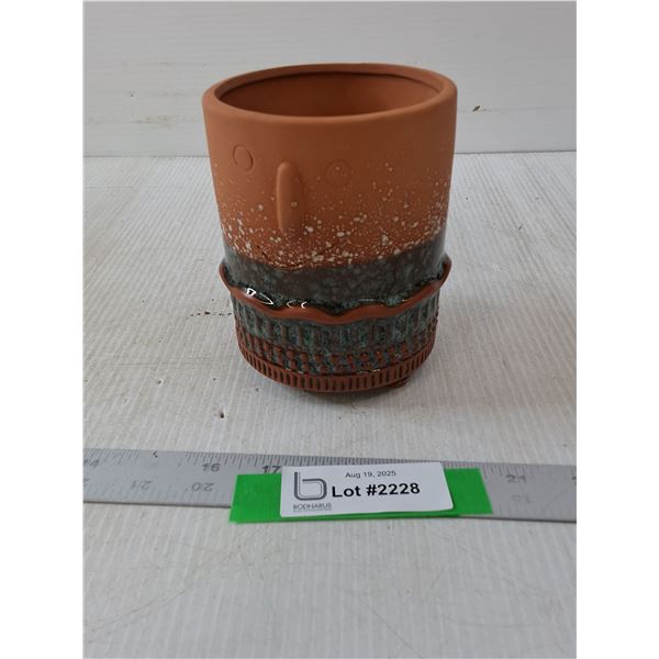 Terra Cotta-Ceramic Vase/Flower Pot