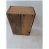 Image 4 : (8)Wooden Insulator Holders With Wood Crate