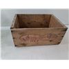 Image 9 : (7)Vintage Pop Bottles With Lobster Crate