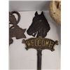 Image 3 : (2) Welcome Metal Lawn Ornaments, Hanging Stone Cow Skull Western