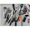 Image 3 : Lot of Kitchen Ware, Knives, Spatulas, Cookie Cutters, Misc