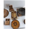Image 3 : (3) Wooden Trays, Bowl Holder, Wooden Decoration, Misc