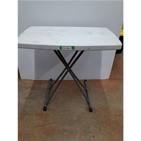 Folding Plastic Table - 30" x 28" x 20"  -  PICK UP ONLY