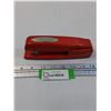 Image 1 : Swingline Red Stapler