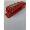 Image 2 : Swingline Red Stapler