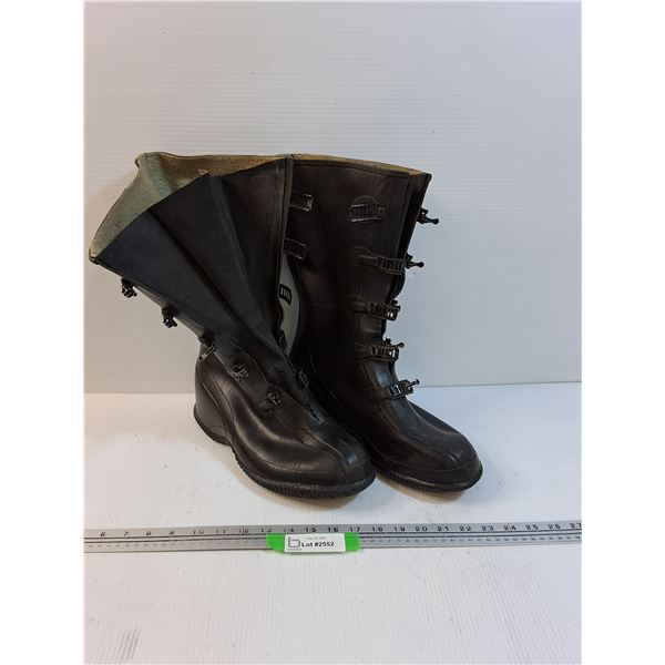 Bale Band Men's Rubber Anti Slip Boots - Size 10