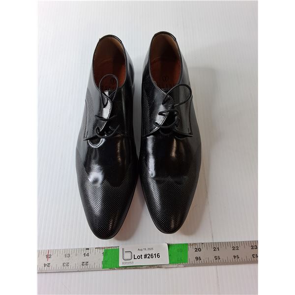 Men's Toscanini Leather Dress Shoes- Size 40
