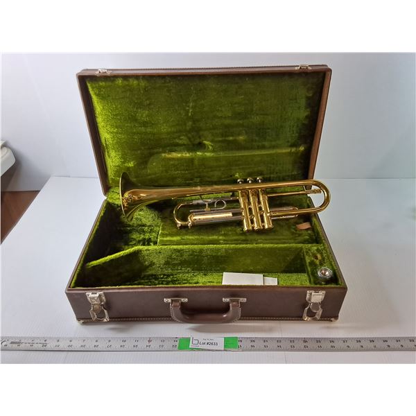 Getzen 300 Trumpet & Case