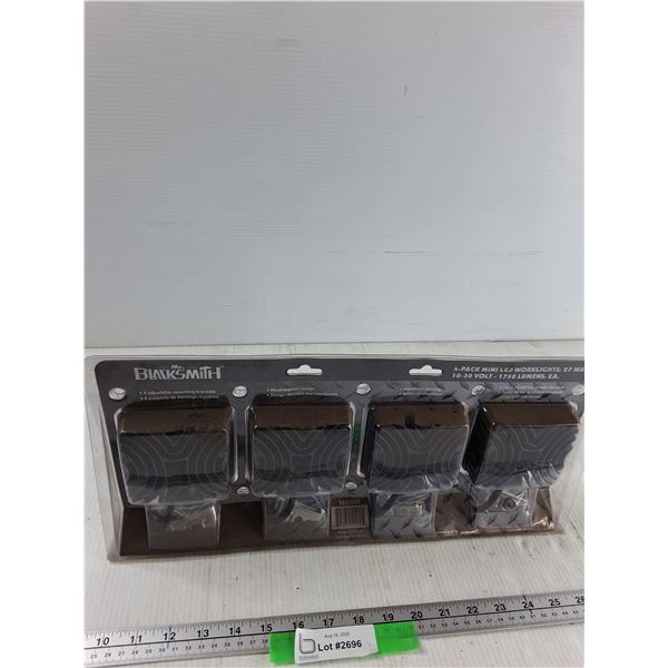 MR.Blacksmith 4 Pack Mini Led Worklights - As IS