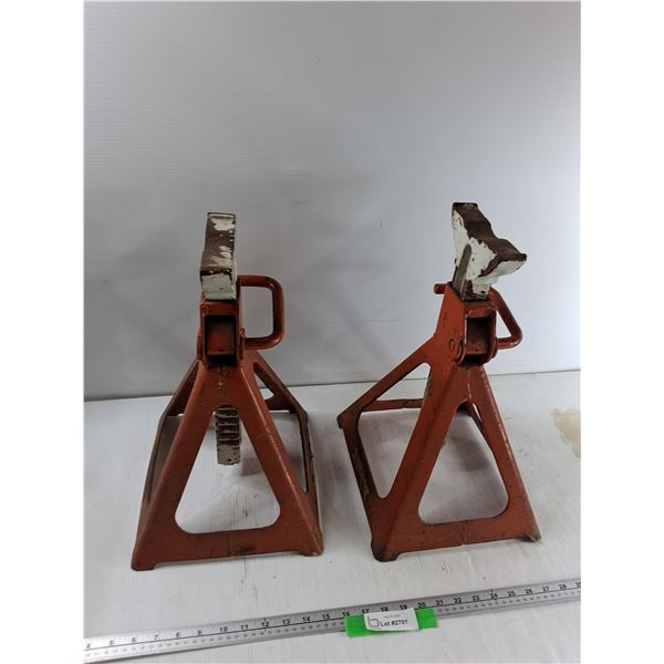 (2) Jack Stands - As Is CANNOT SHIP